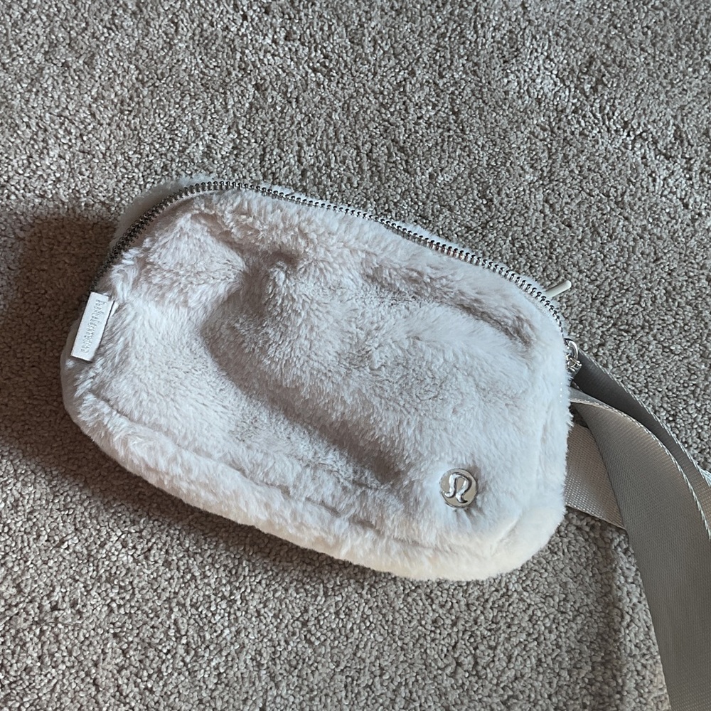 lululemon athletica Plush White Crossbody Bag